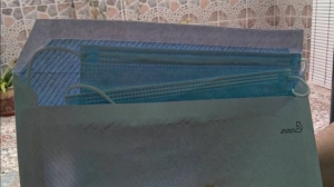 Las Cabezas: El Ayuntamiento reparte mascarillas para los niños en sobres de papel sin precintar
