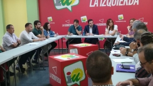 Encuentro con Alberto Garzón para analizar la situación del ferrocarril en La Campiña y Sierra Sur