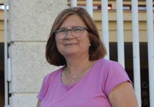 Marina Falcón, la activista y especialista en Educación Infantil que disputa al PSOE la Alcaldía de Castilblanco de los Arroyos