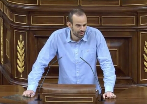 El Gobierno se lava las manos y dice a IU que revertir los recortes del personal docente que impuso el Gobierno del PP es competencia de las comunidades